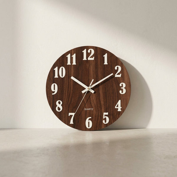 NOCTA — Horloge Murale Bois Aiguilles Lumineuses