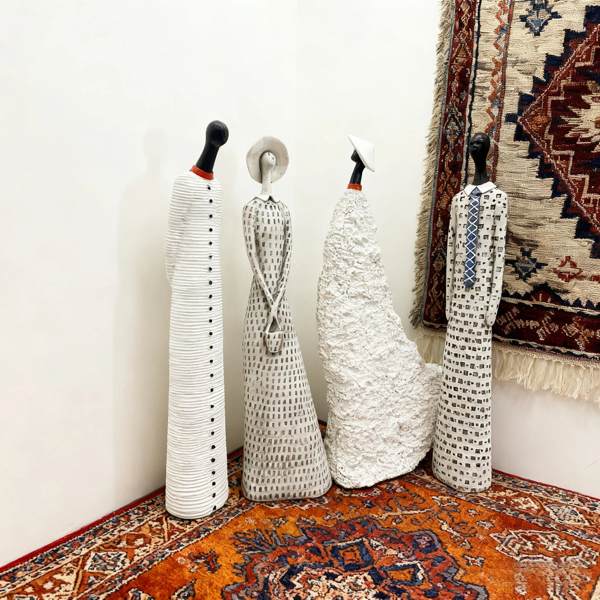 Nomads Sculptés — Figurines Décoratives Art Contemporain