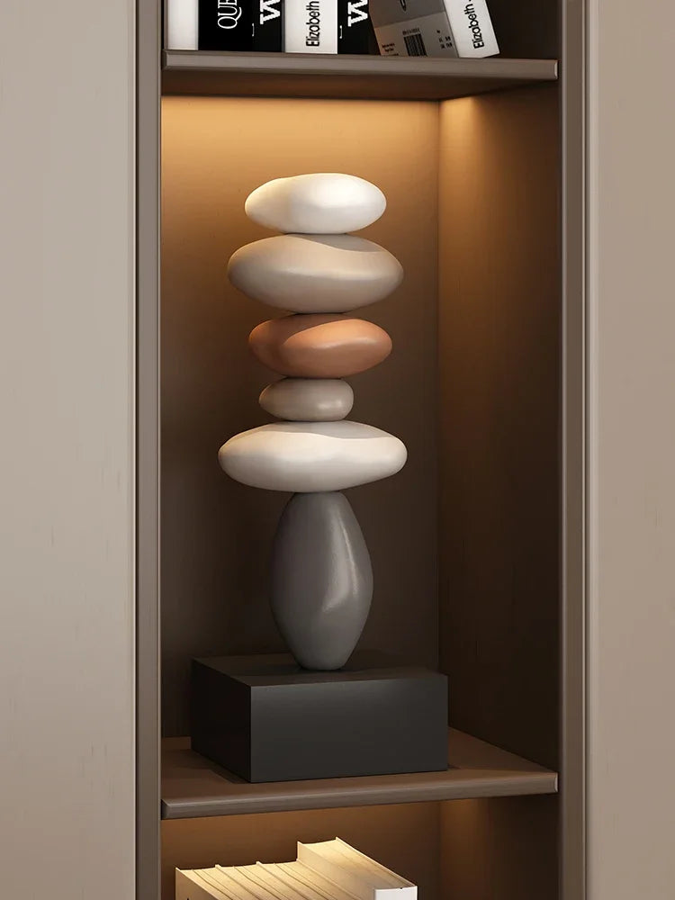 STELA — Sculpture de Table en Pierre Composite